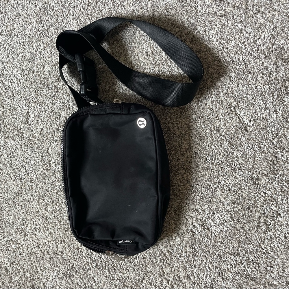 lululemon athletica Black Belt Bag